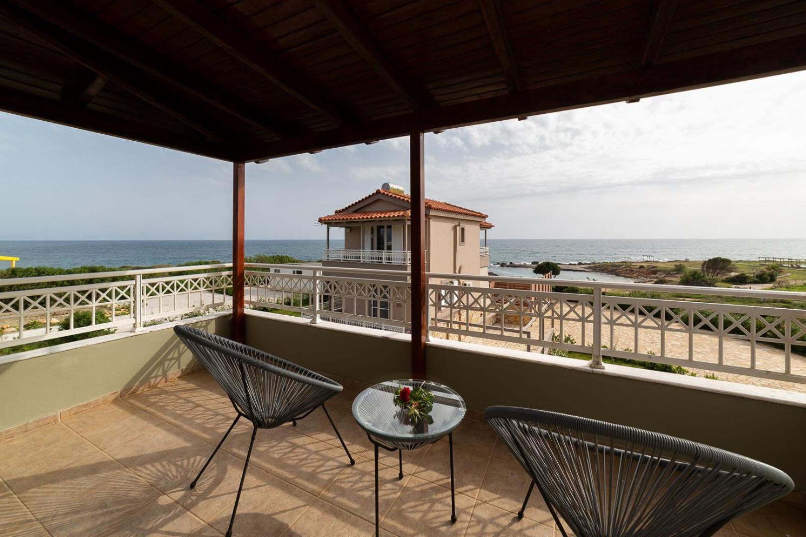 ליקסורי Crystal Villas חדר תמונה